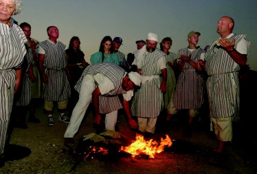 אברהם אבינו על גמל, ארץ בראשית פעילות ולינה, אלון